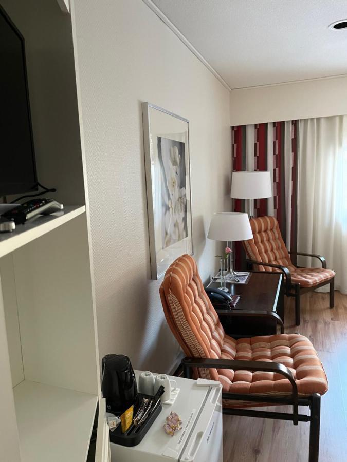 Eckeroe Hotell & Restaurang Екстериор снимка