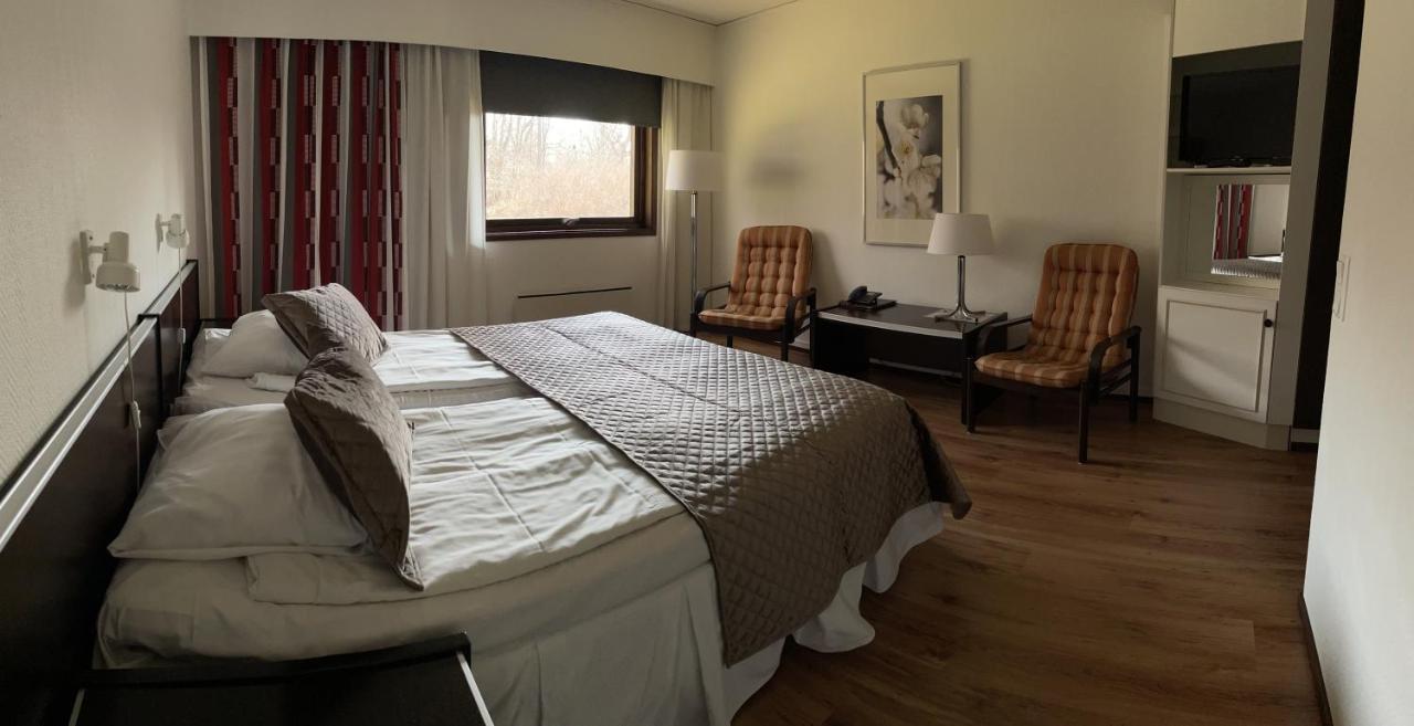 Eckeroe Hotell & Restaurang Екстериор снимка
