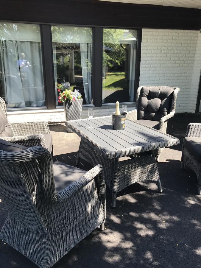 Eckeroe Hotell & Restaurang Екстериор снимка